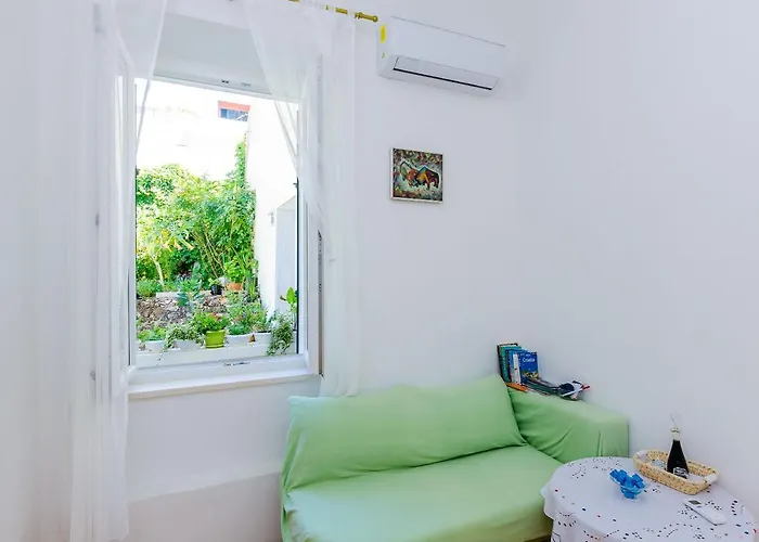 Mimi Pensionat 3*