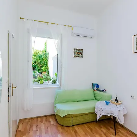 Mimi * Dubrovnik